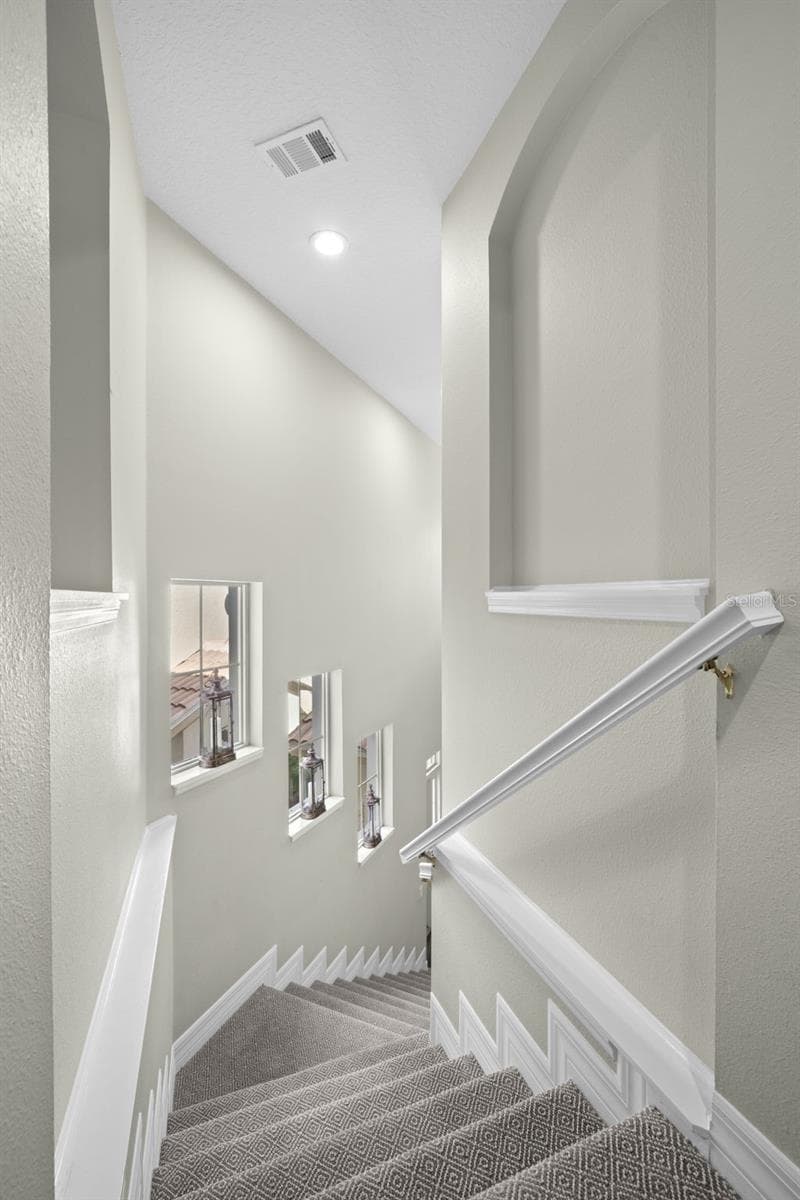 Entry Staircase - 9460 DISCOVERY TER #201C, BRADENTON
