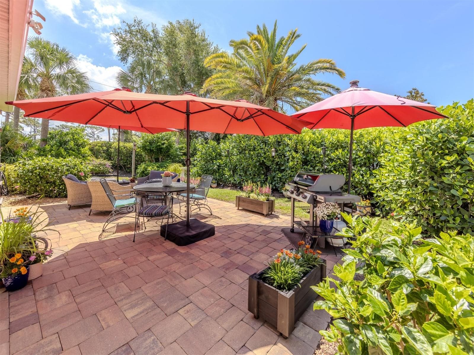 Single Family Residence at 1102 SOUTHLAKE CT, VENICE, photo 13 of 54