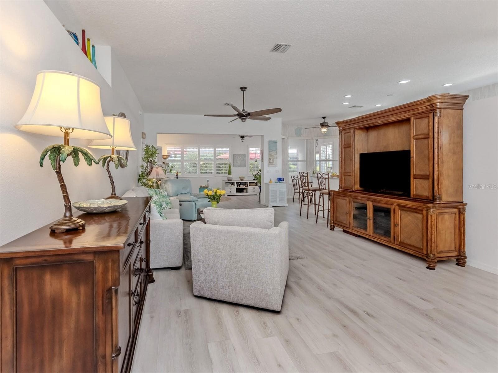 Single Family Residence at 1102 SOUTHLAKE CT, VENICE, photo 23 of 54