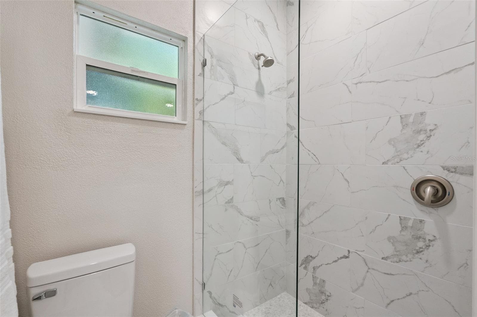 primary bathroom - 2415 S LAUREL AVE, SANFORD