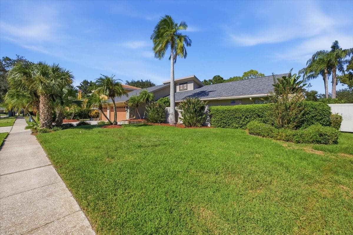 Single Family Residence at 3168 MASTERS DR, CLEARWATER, photo 4 of 65