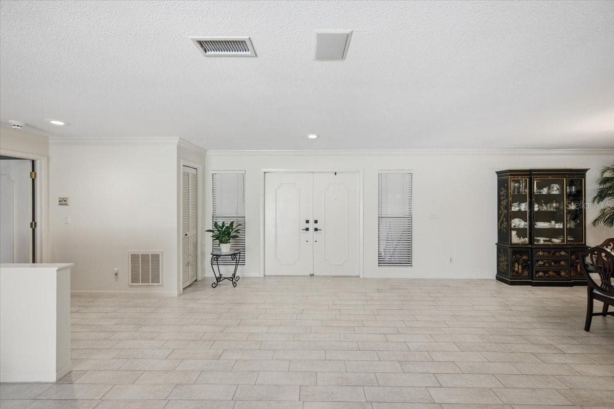 Single Family Residence at 3168 MASTERS DR, CLEARWATER, photo 6 of 65