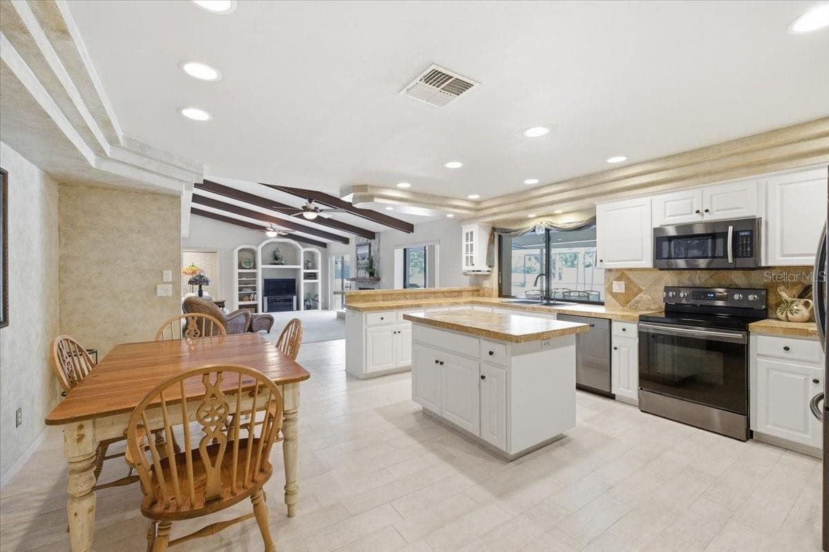 Single Family Residence at 3168 MASTERS DR, CLEARWATER, photo 14 of 65