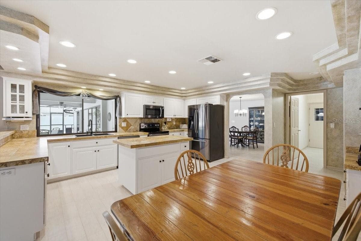 Single Family Residence at 3168 MASTERS DR, CLEARWATER, photo 15 of 65