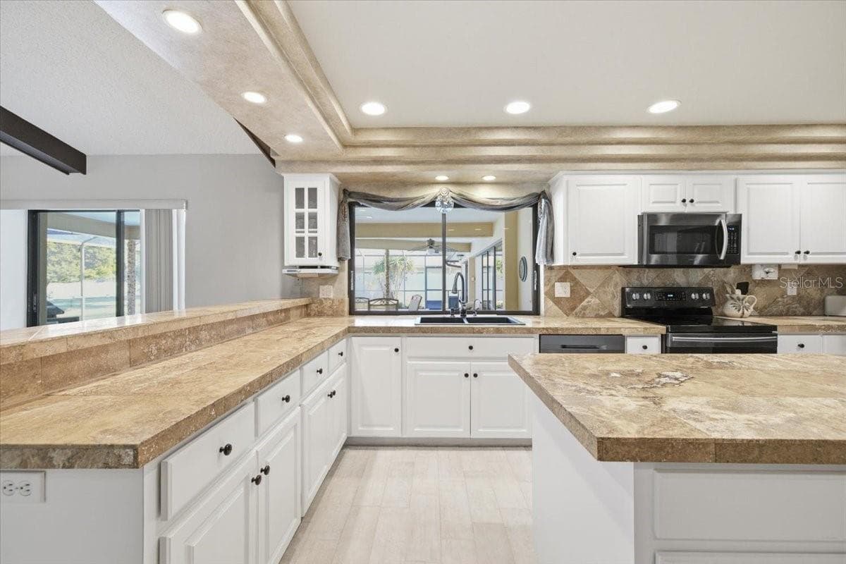 Single Family Residence at 3168 MASTERS DR, CLEARWATER, photo 16 of 65
