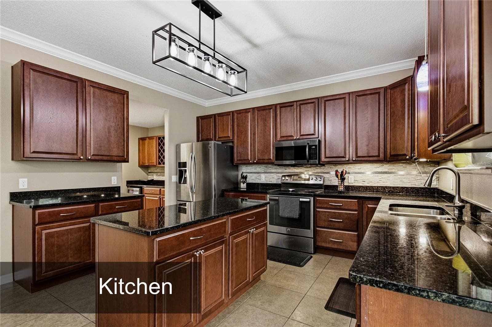 Kitchen - 24533 SW 11TH RD, NEWBERRY