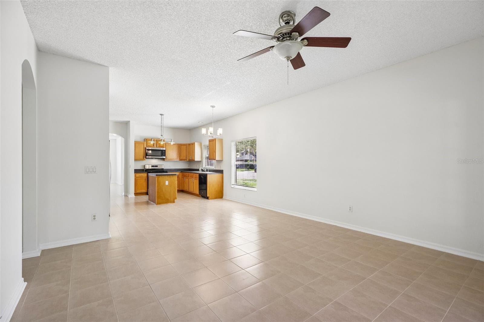 The Kitchen flows naturally into the Family Room. - 1806 ANNA CATHERINE DR, ORLANDO