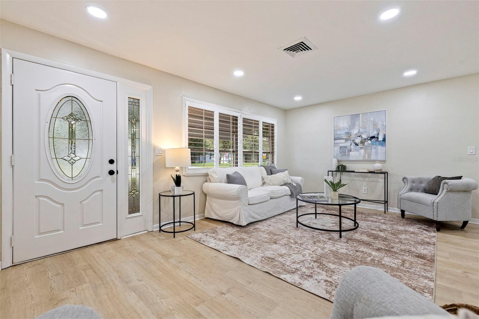 Single Family Residence at 110 N NIMBUS AVE, CLEARWATER, photo 5 of 35