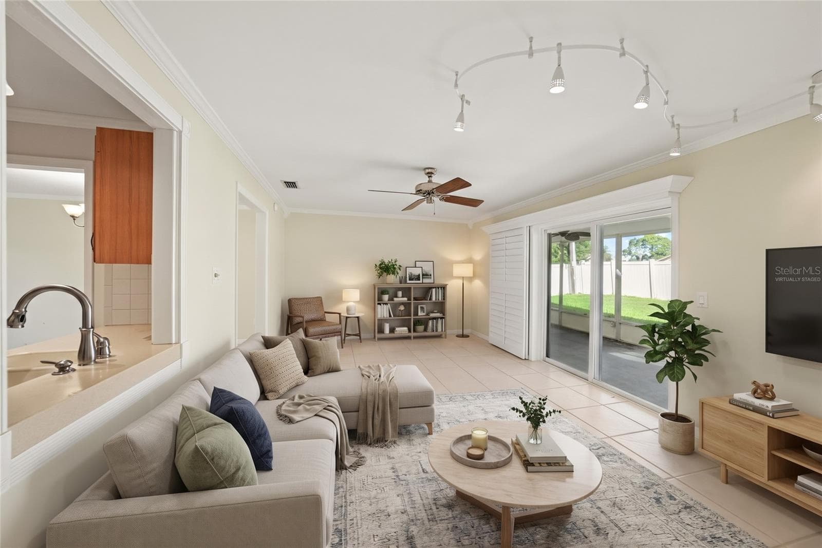 Virtually Staged - 14161 HETRICK CIR N, LARGO