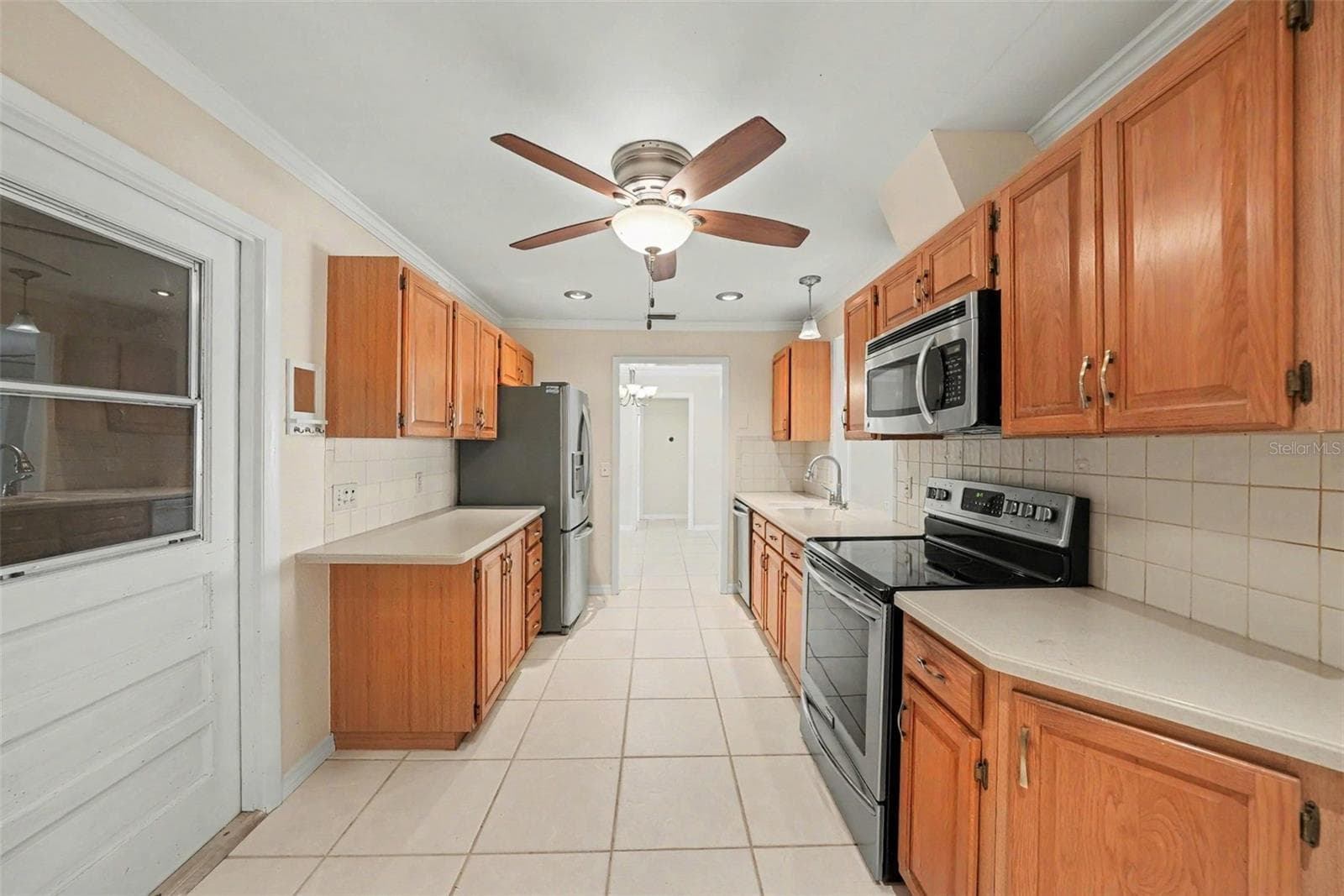 Single Family Residence at 14161 HETRICK CIR N, LARGO, photo 7 of 31