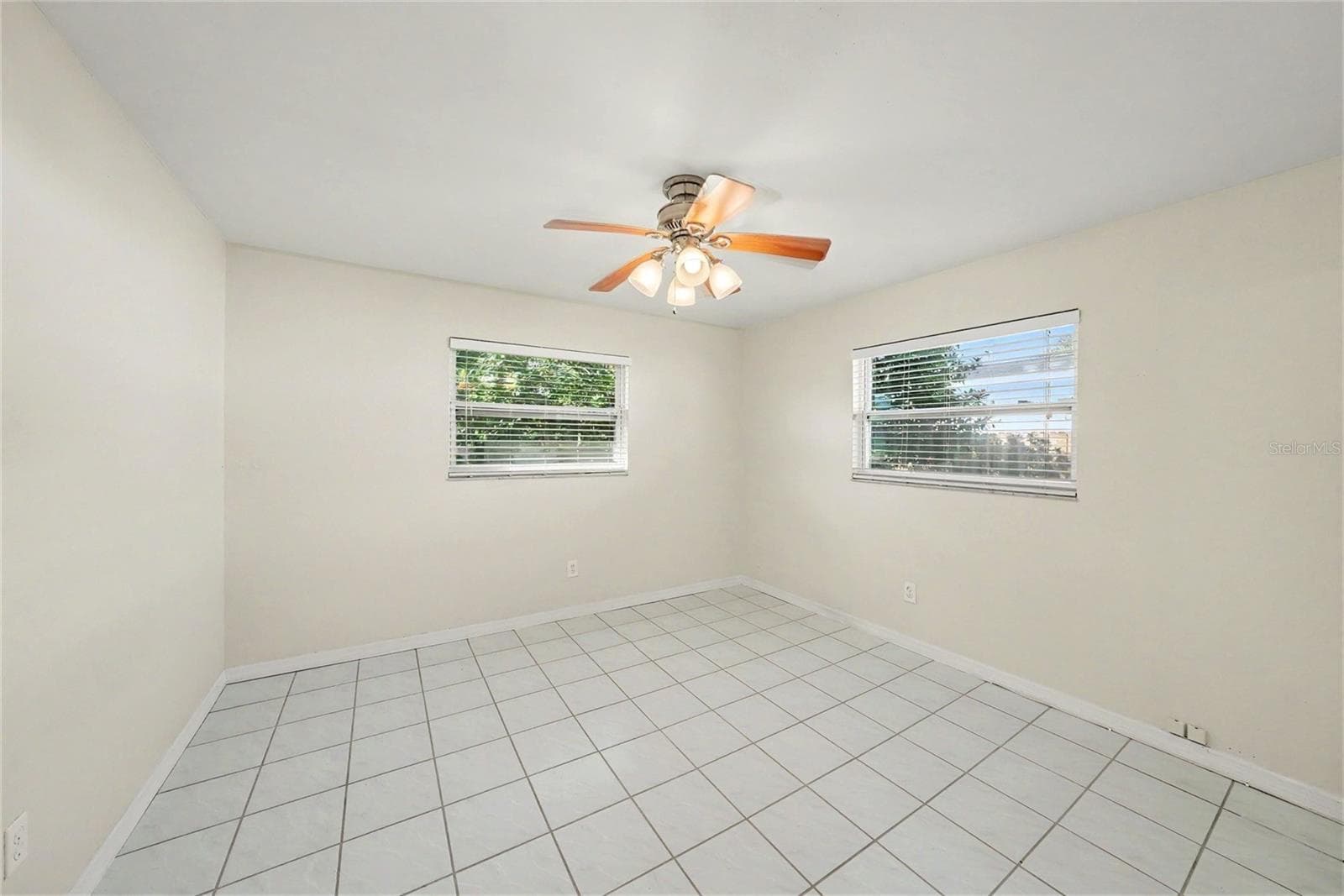 Single Family Residence at 14161 HETRICK CIR N, LARGO, photo 11 of 31