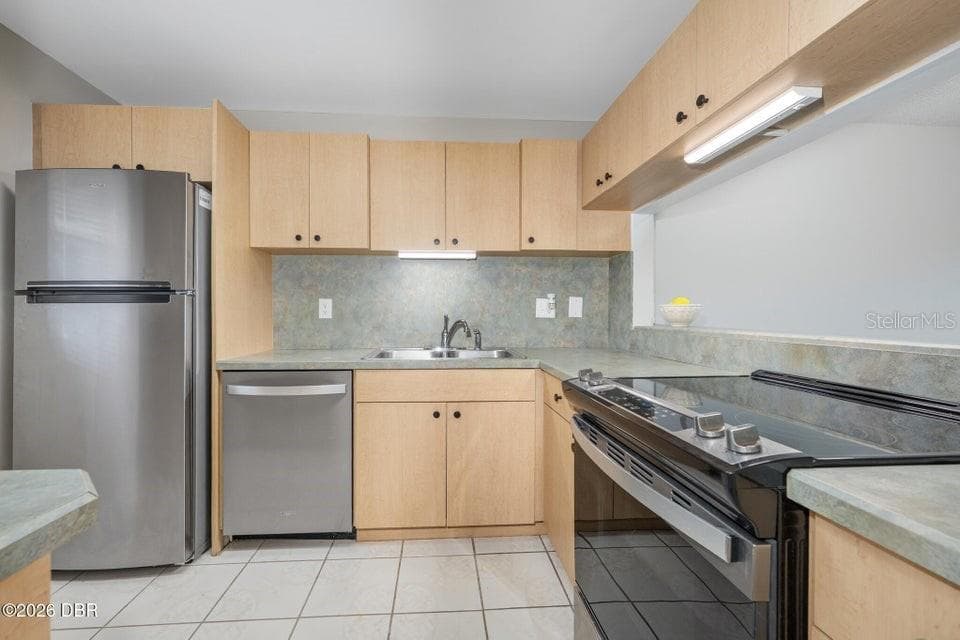 Condominium at 640 N NOVA RD #510, ORMOND BEACH, photo 16 of 50
