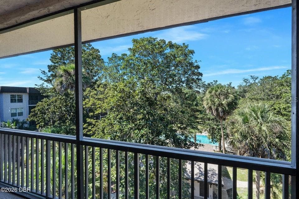 Condominium at 640 N NOVA RD #510, ORMOND BEACH, photo 31 of 50