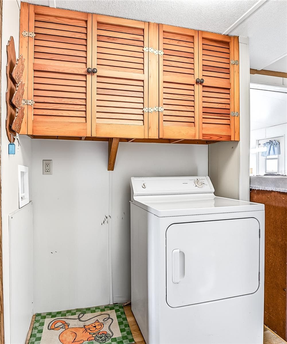 Manufactured Home at 36513 LAKEWOOD DR, ZEPHYRHILLS, photo 9 of 44
