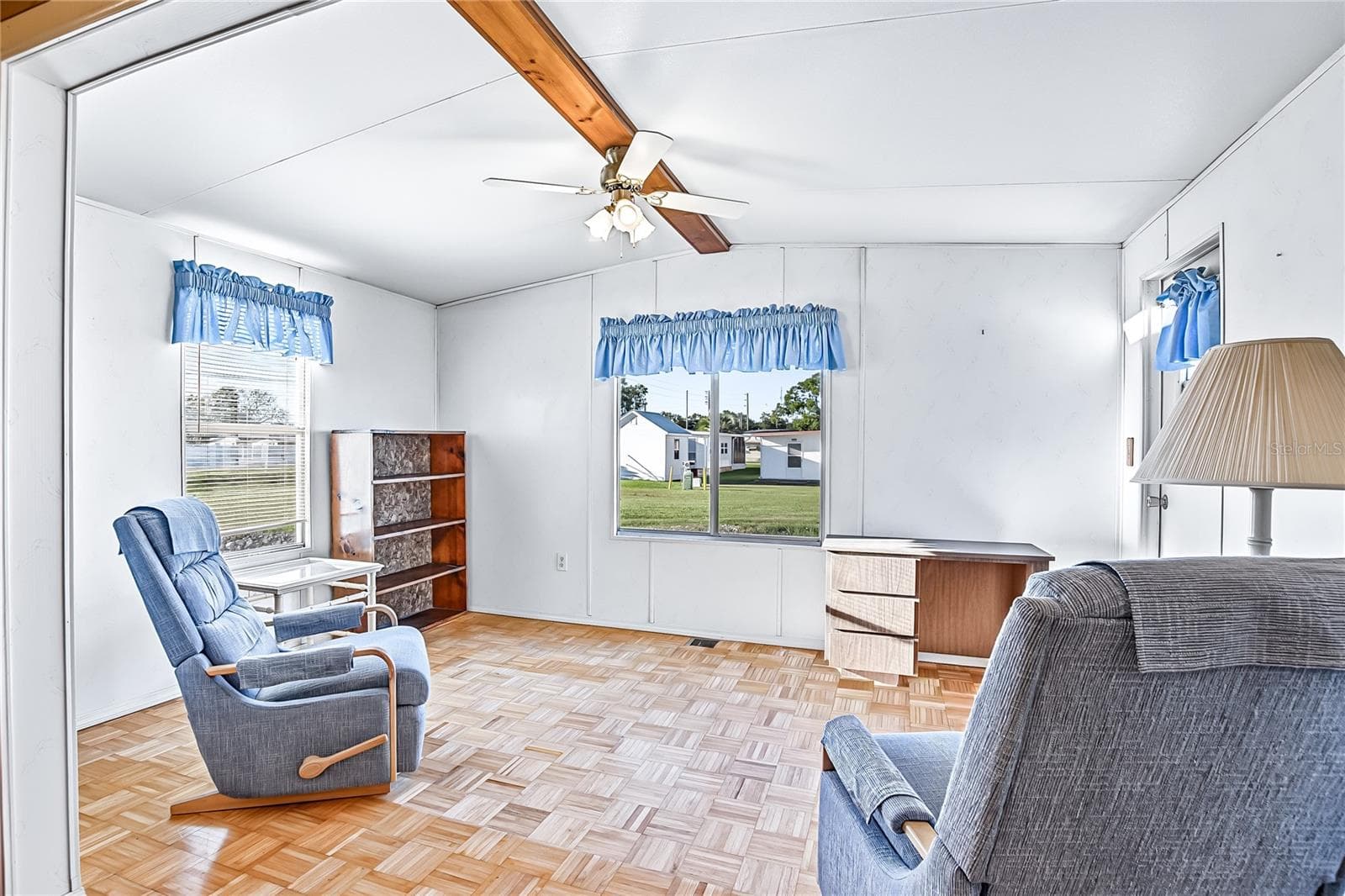 Manufactured Home at 36513 LAKEWOOD DR, ZEPHYRHILLS, photo 20 of 44