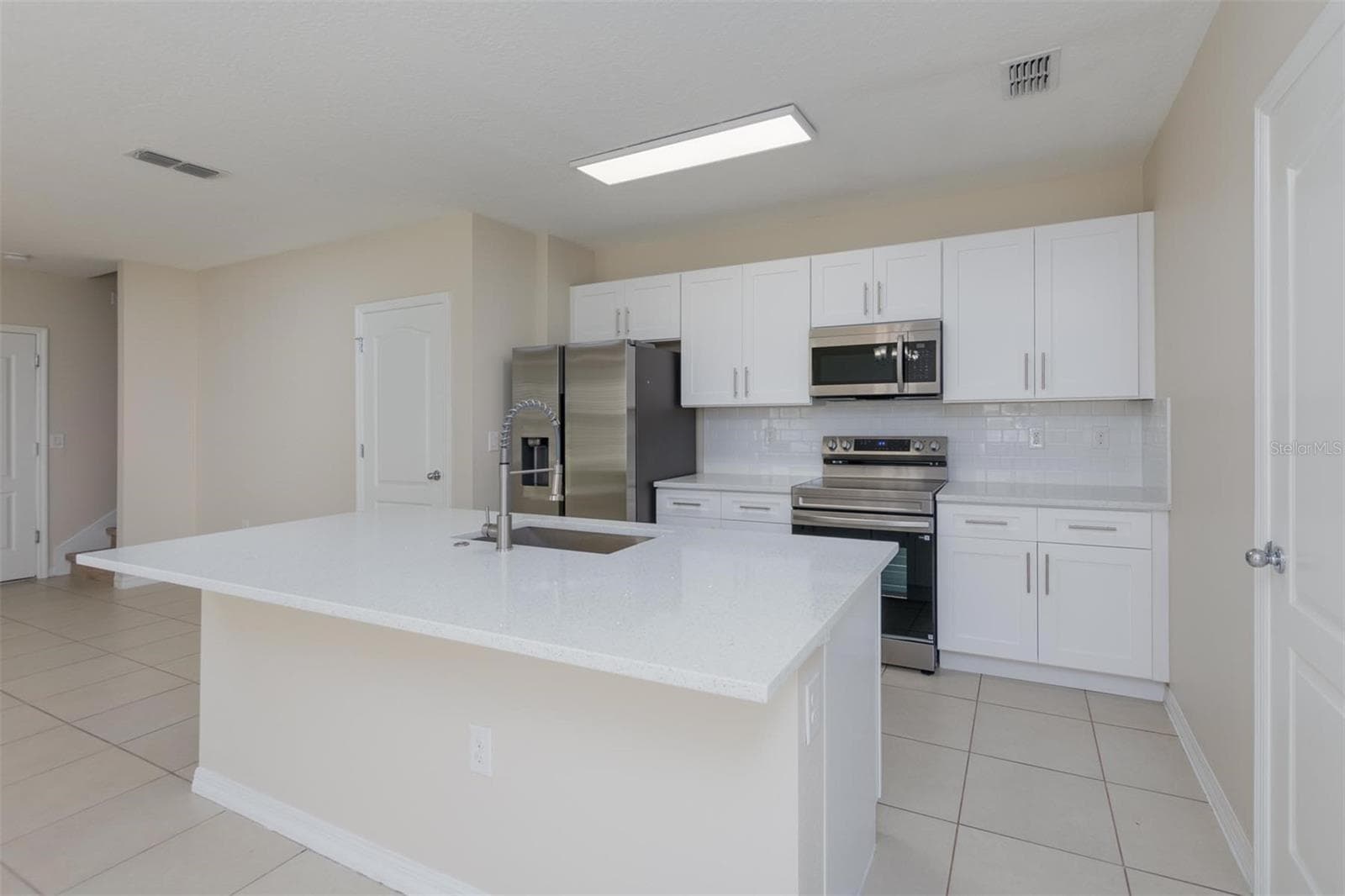 Kitchen overview - 1485 RYLEE ROCK WAY, KISSIMMEE