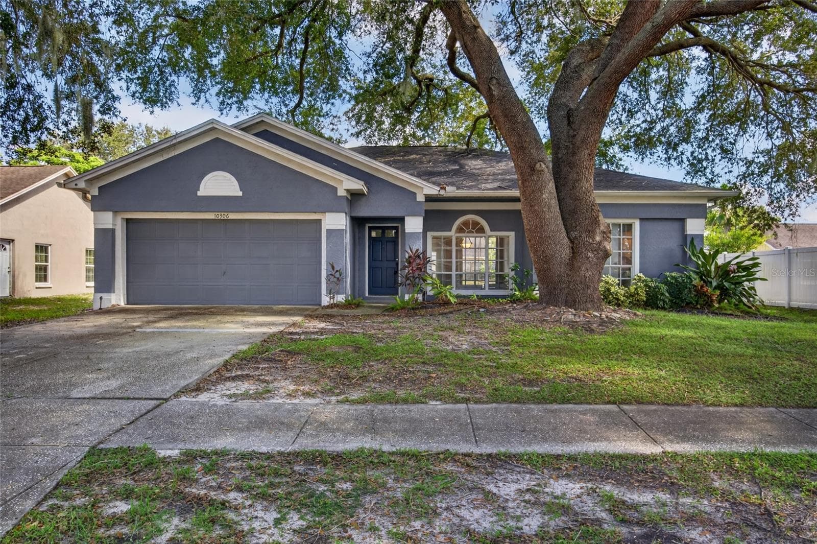 Single Family Residence at 10306 EARLY MIST LN, RIVERVIEW, photo 2 of 45