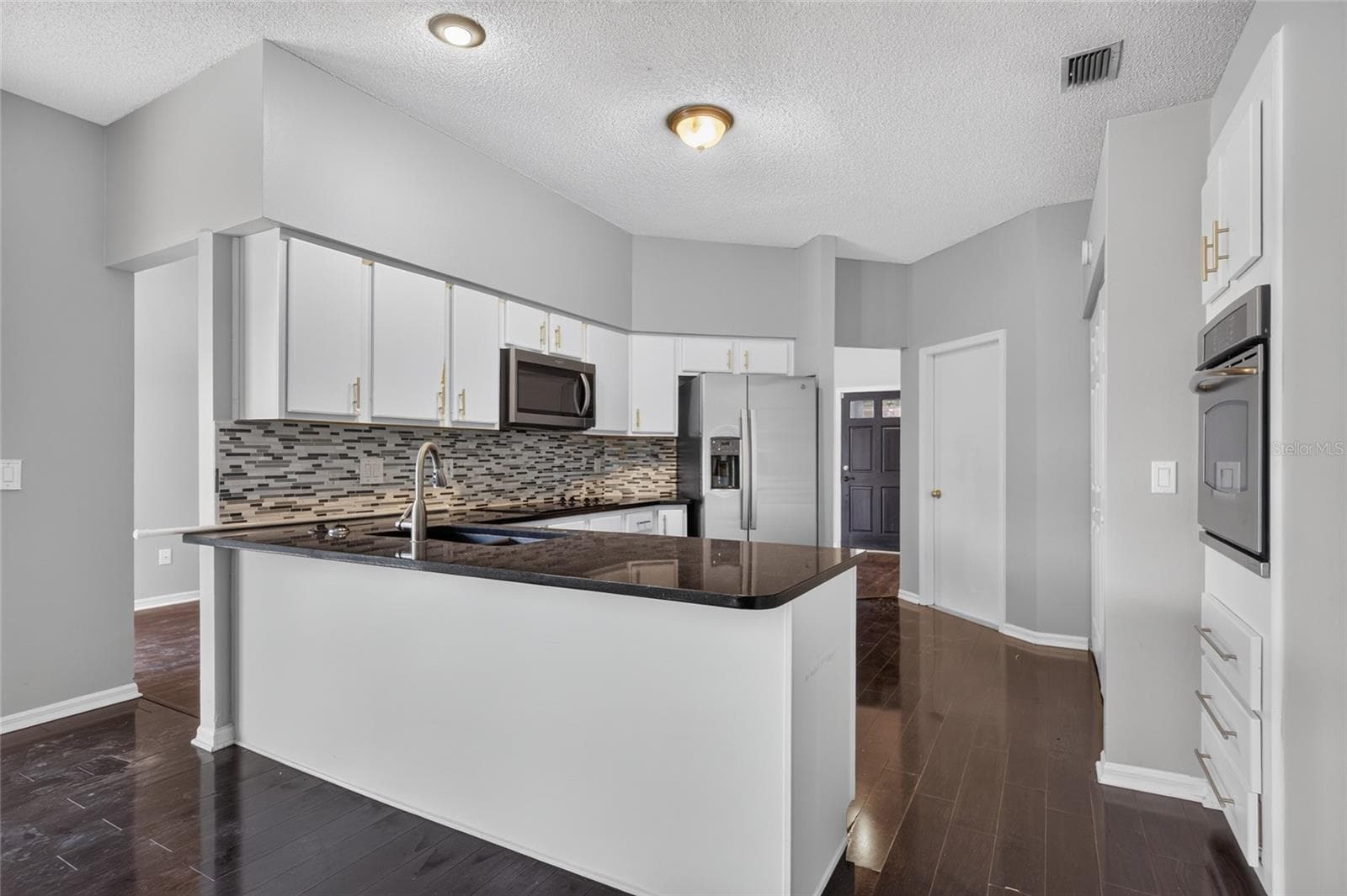 Single Family Residence at 10306 EARLY MIST LN, RIVERVIEW, photo 12 of 45