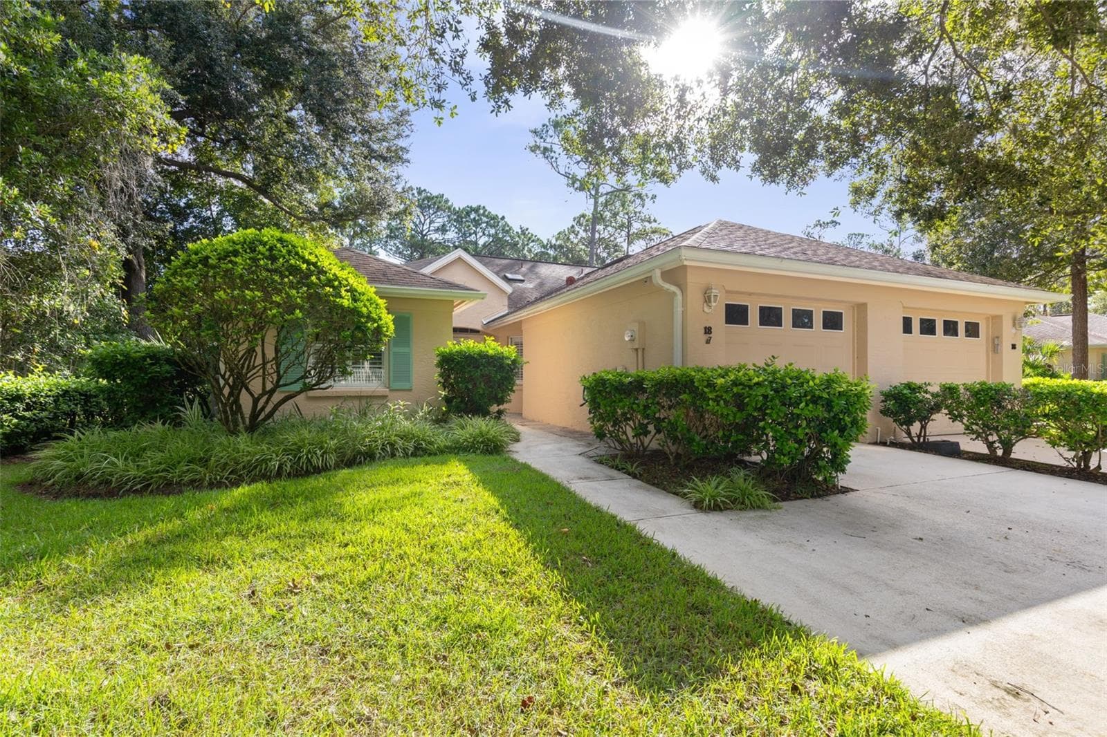 Townhouse at 18 LAFAYETTE LN, PALM COAST, photo 2 of 57