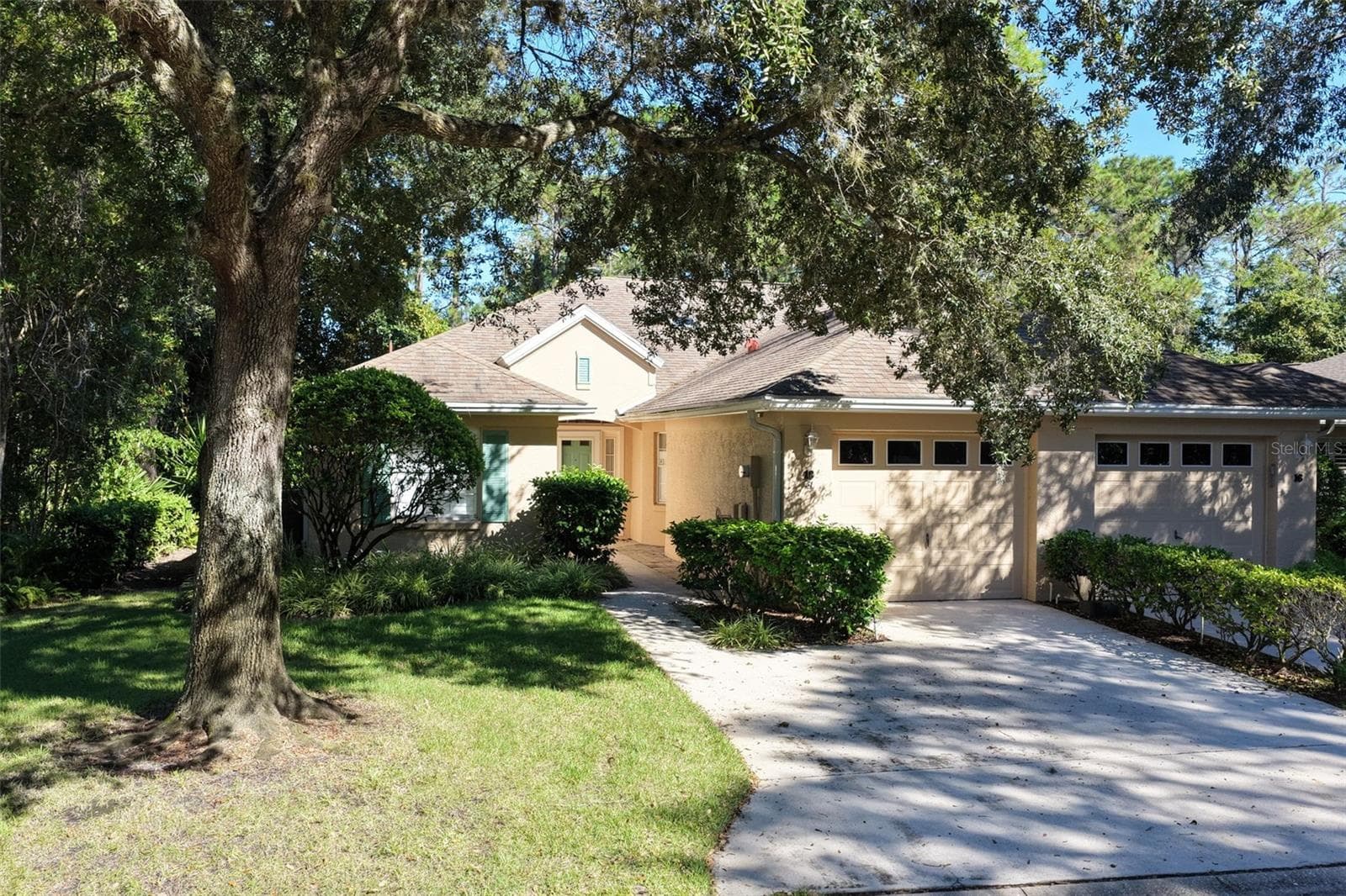 Townhouse at 18 LAFAYETTE LN, PALM COAST, photo 3 of 57