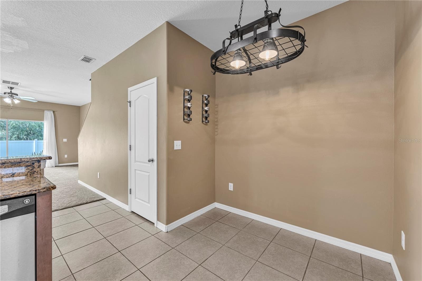 Townhouse at 4019 WINDING VINE DR, LAKELAND, photo 11 of 28