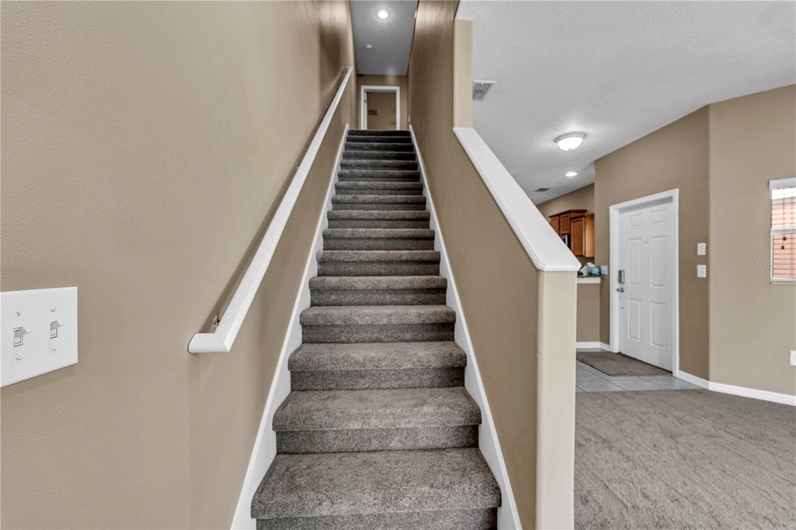 Townhouse at 4019 WINDING VINE DR, LAKELAND, photo 18 of 28