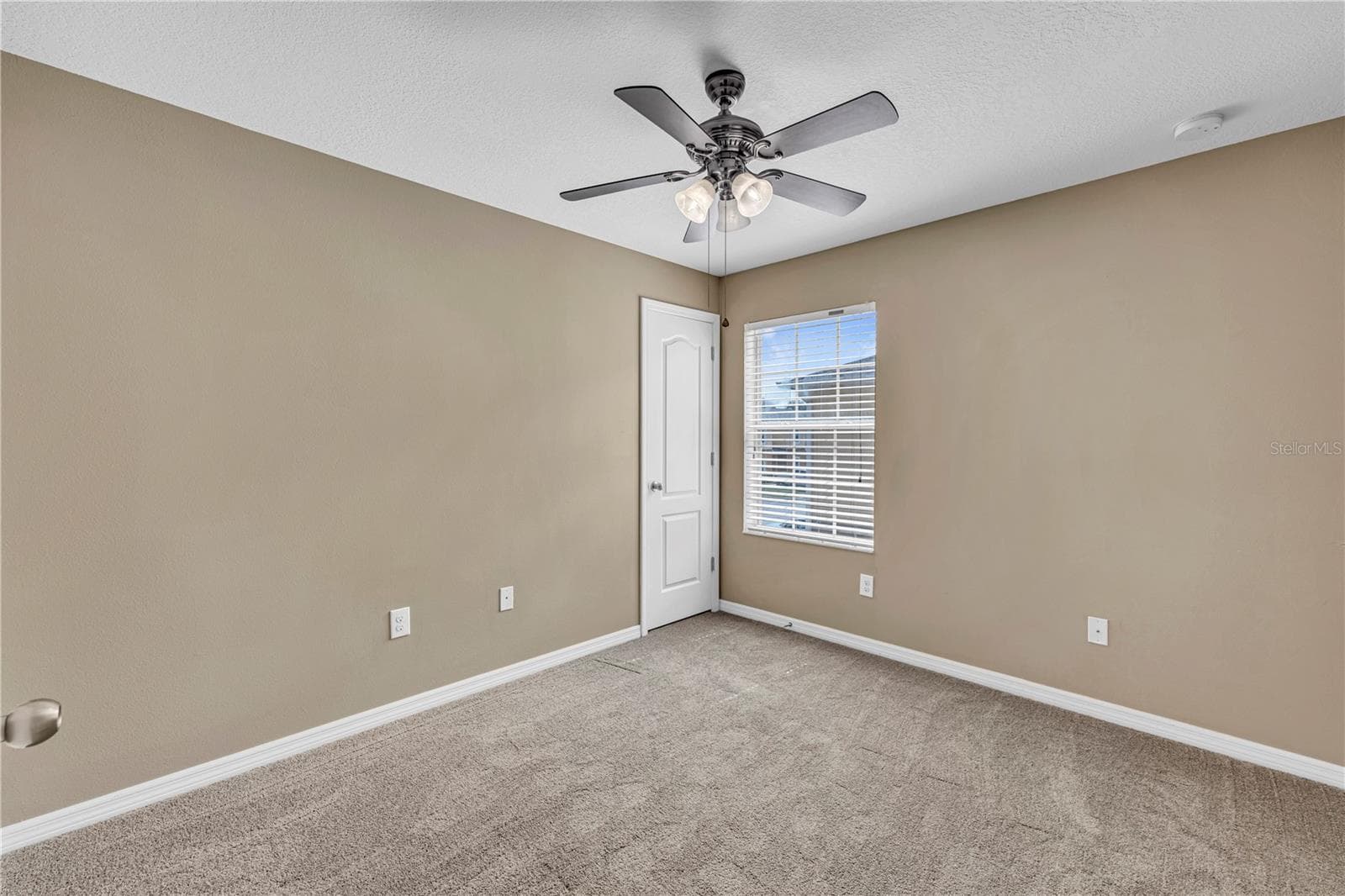 Townhouse at 4019 WINDING VINE DR, LAKELAND, photo 19 of 28