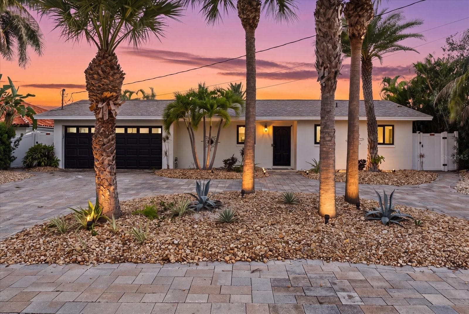 Single Family Residence at VINA-DEL-MAR SEC 3, ST PETE BEACH, photo 2 of 70