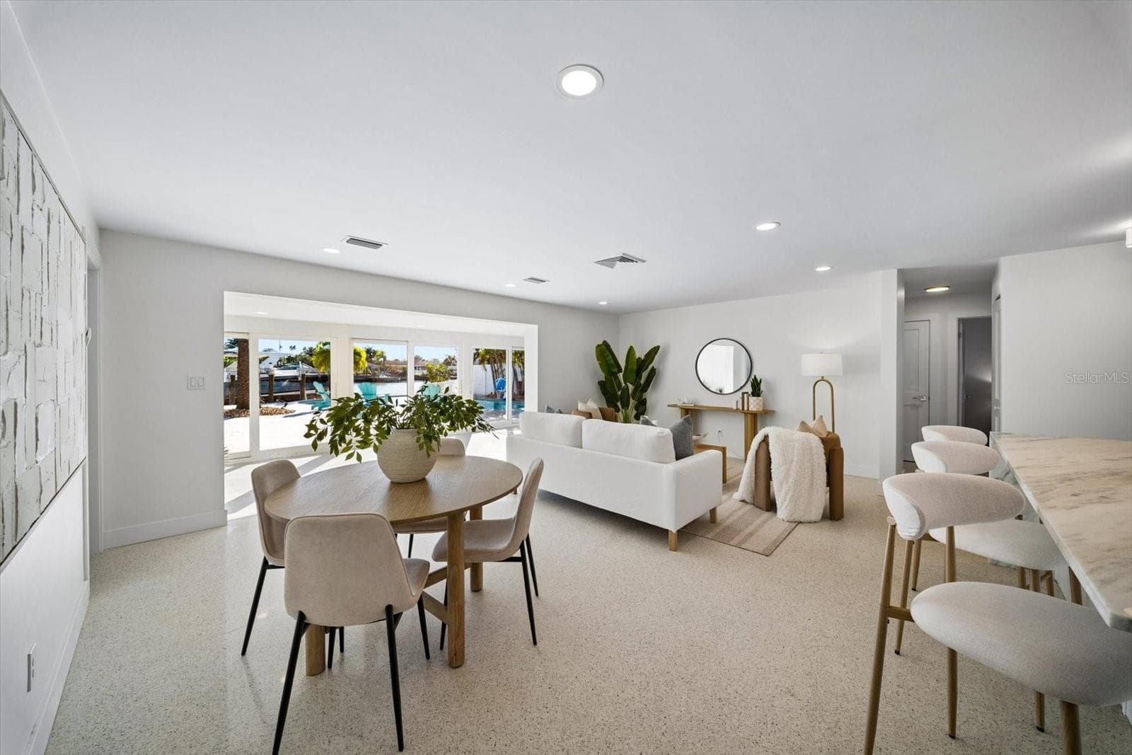 Single Family Residence at VINA-DEL-MAR SEC 3, ST PETE BEACH, photo 8 of 70