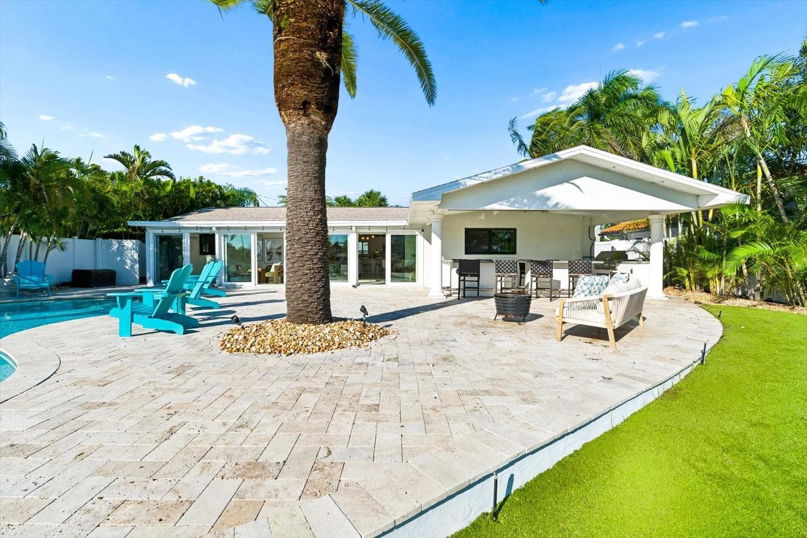 Single Family Residence at VINA-DEL-MAR SEC 3, ST PETE BEACH, photo 45 of 70