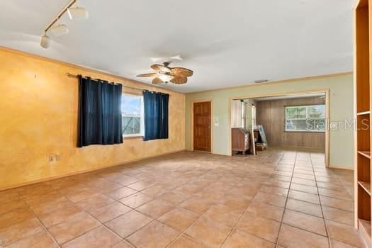 Duplex at 17 JEFF RD, LARGO, photo 27 of 54