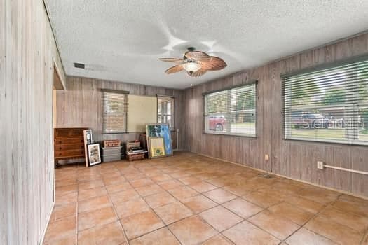 Duplex at 17 JEFF RD, LARGO, photo 29 of 54