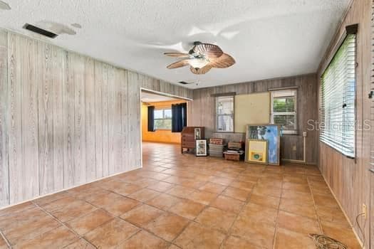 Duplex at 17 JEFF RD, LARGO, photo 50 of 54