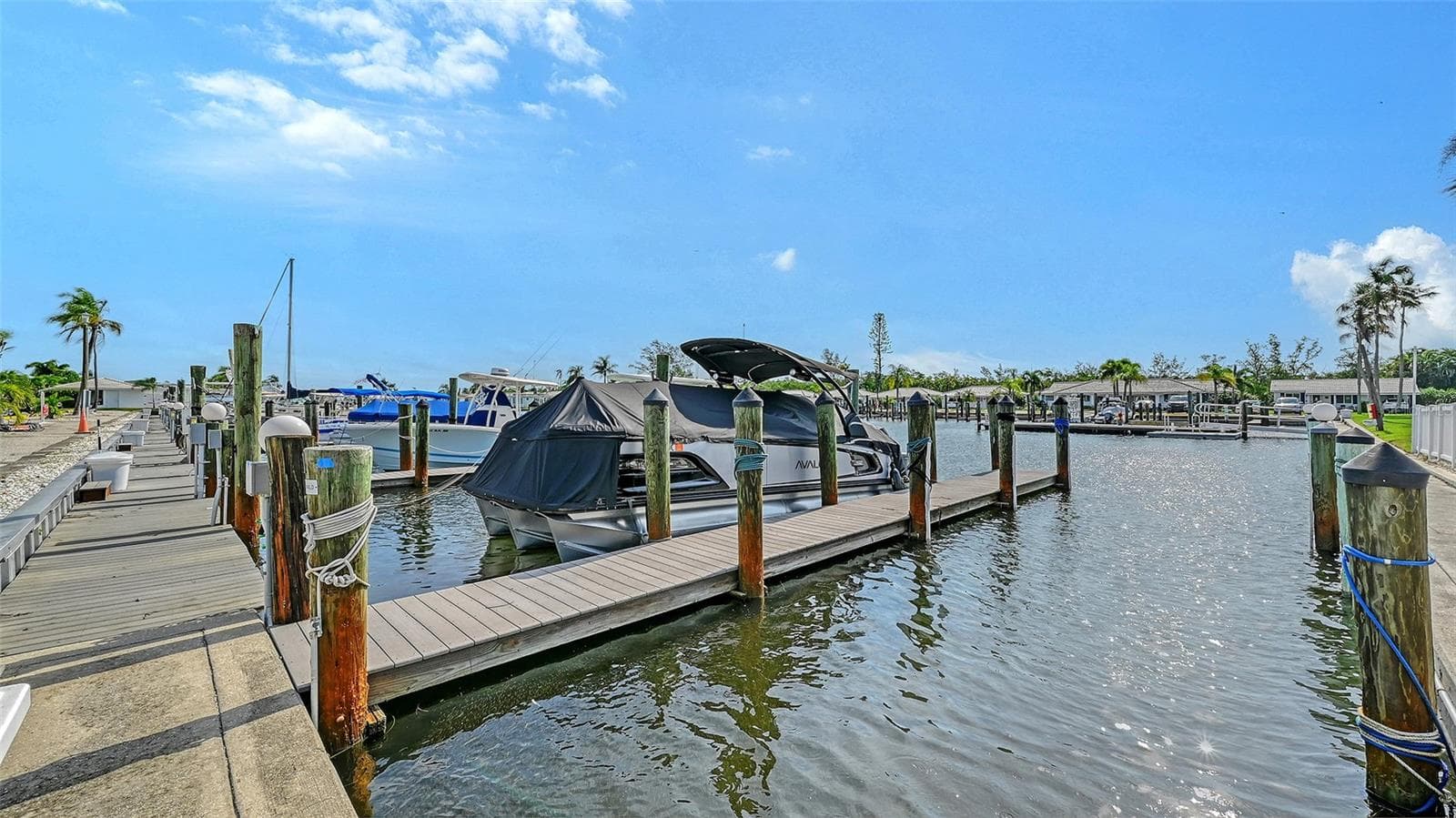 Boat slips/docks. - 693 SPANISH DR N #24, LONGBOAT KEY
