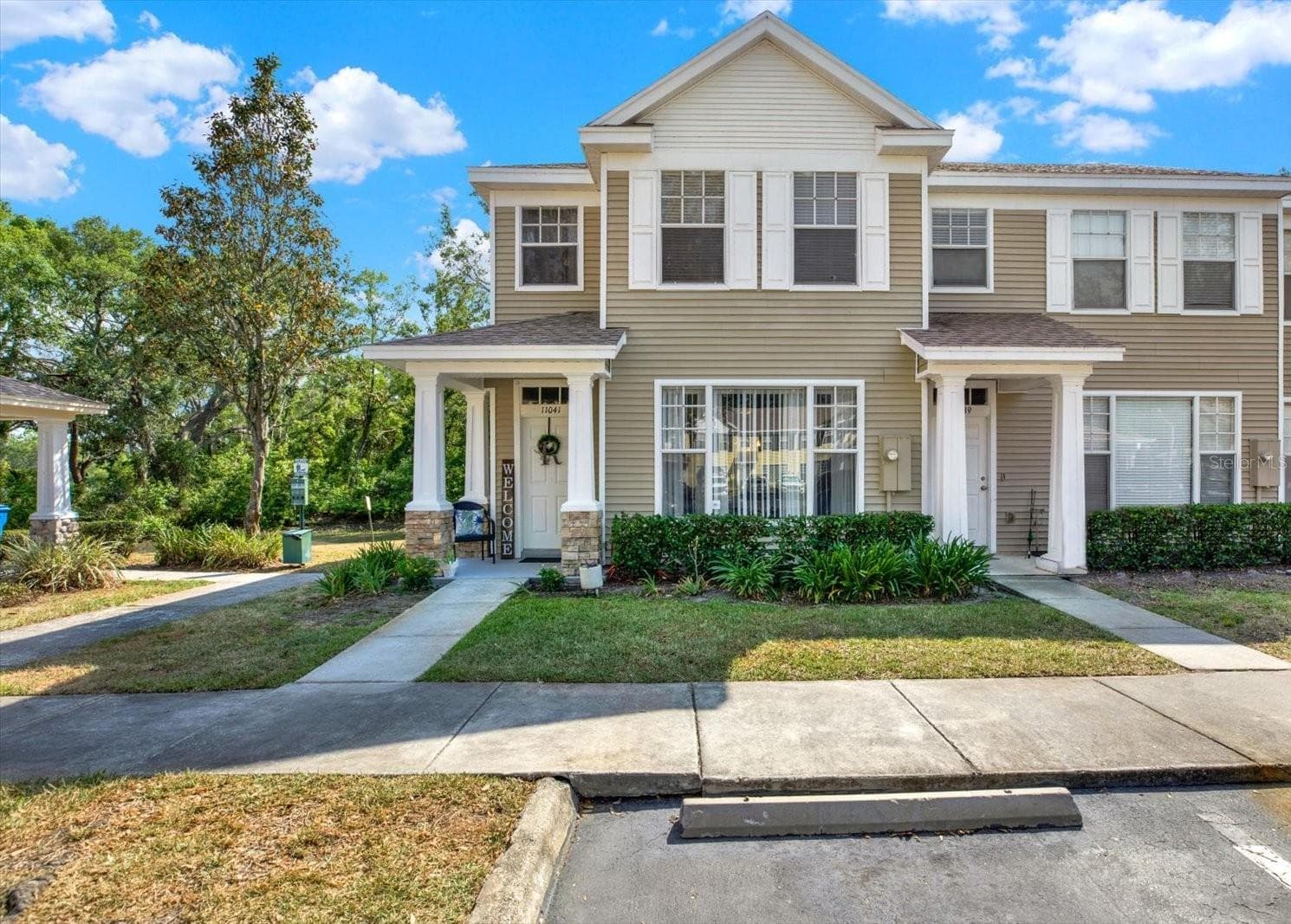 11041 BLACK SWAN CT