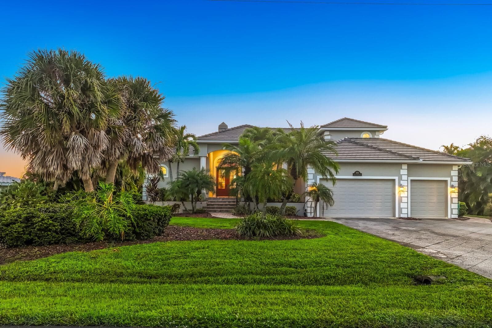 Single Family Residence at 390 CORAL CREEK DR, PLACIDA, photo 7 of 62