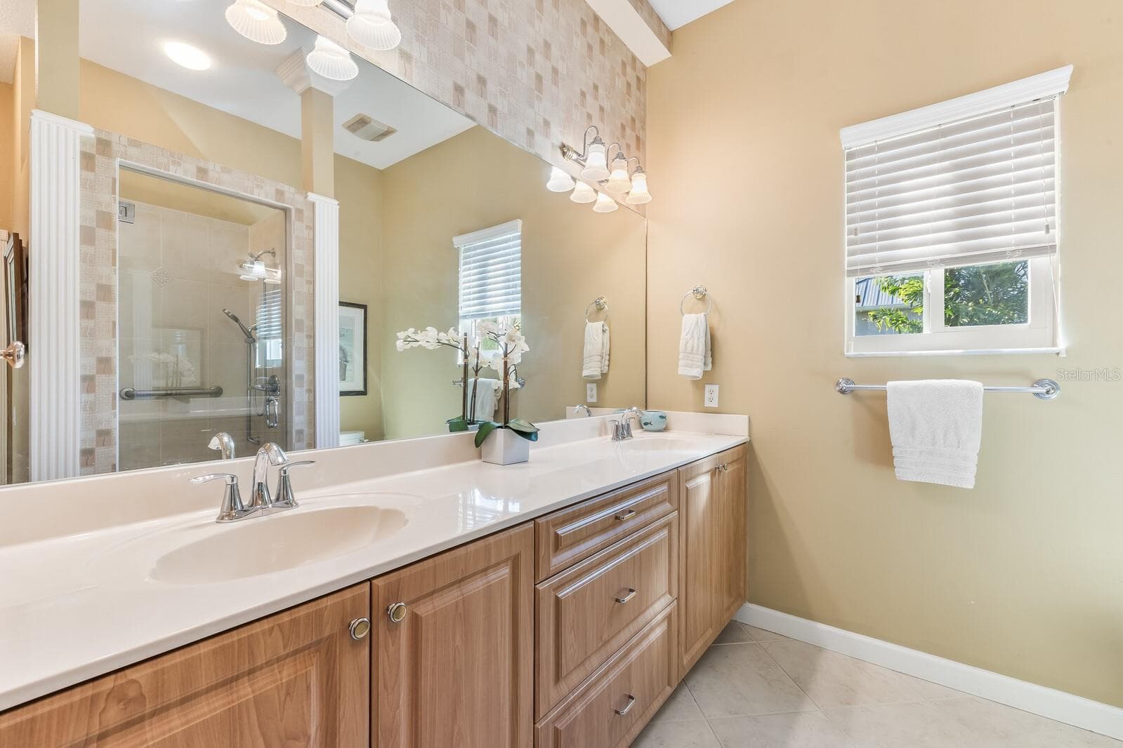 Single Family Residence at 390 CORAL CREEK DR, PLACIDA, photo 25 of 62