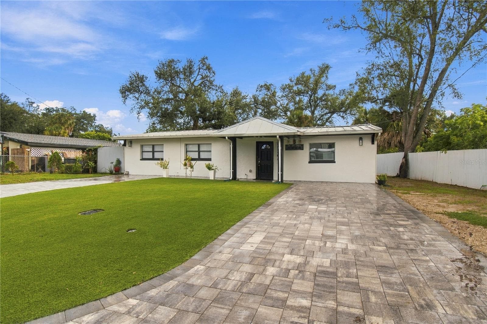Single Family Residence at 305 LIME TREE RD, TAMPA, photo 29 of 46