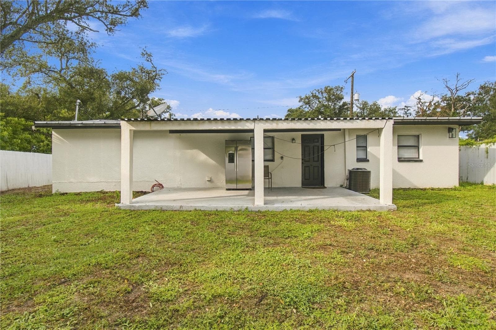 Single Family Residence at 305 LIME TREE RD, TAMPA, photo 30 of 46