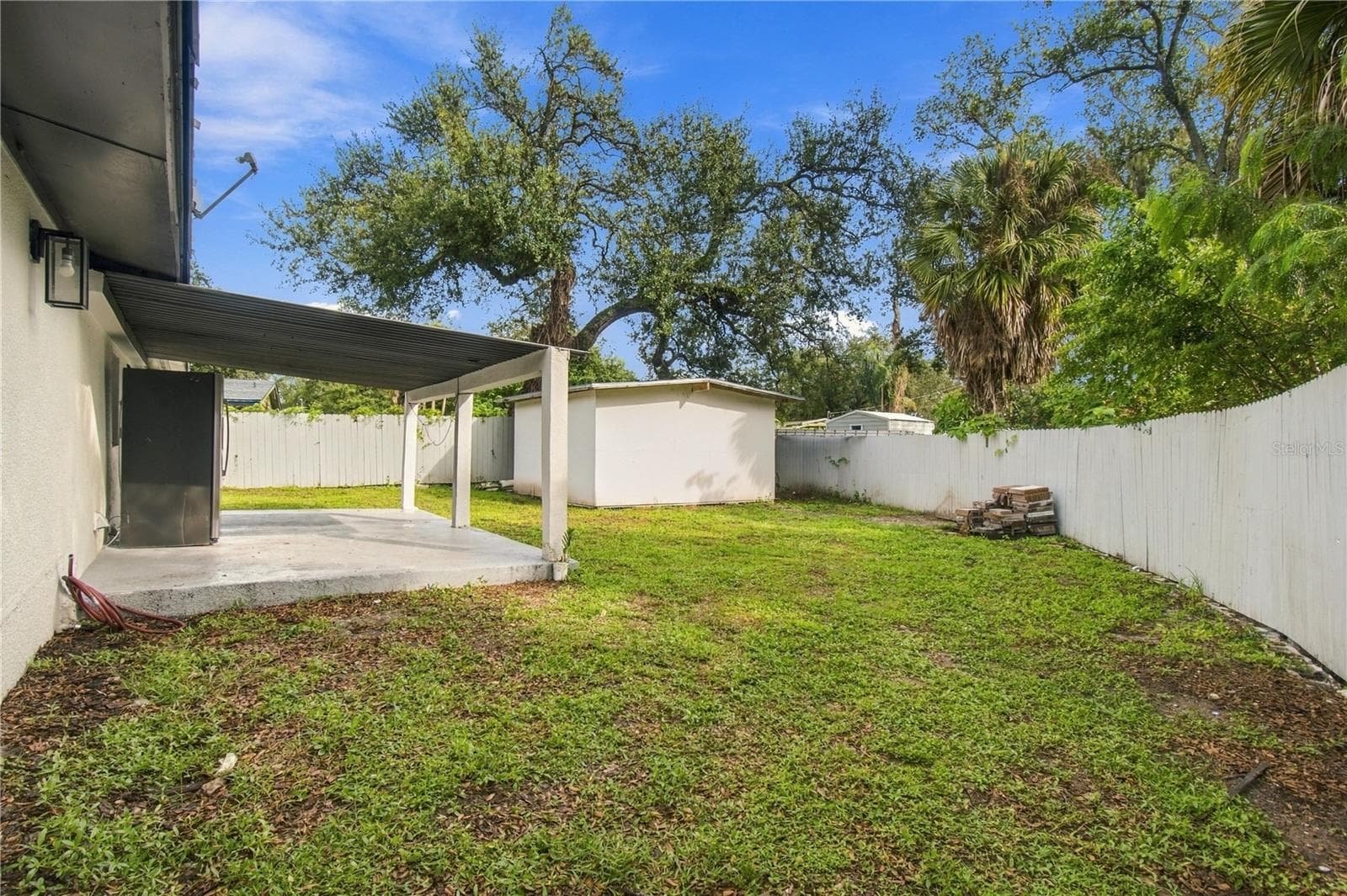 Single Family Residence at 305 LIME TREE RD, TAMPA, photo 40 of 46