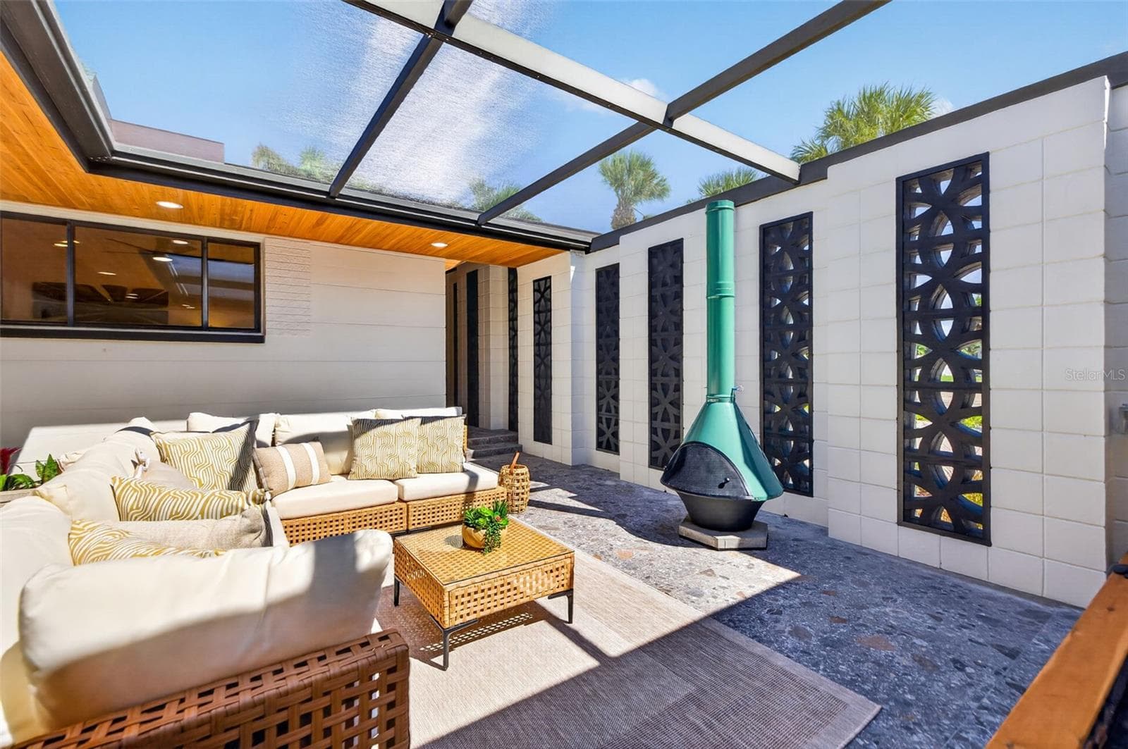 Single Family Residence at 2015 DOLPHIN BLVD S, ST PETERSBURG, photo 59 of 62