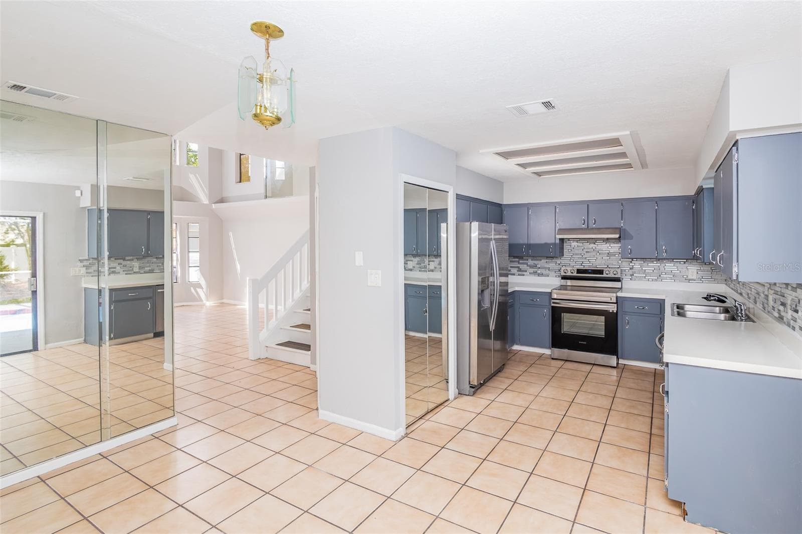 Single Family Residence at 4226 CLOVERLEAF PL, CASSELBERRY, photo 6 of 32