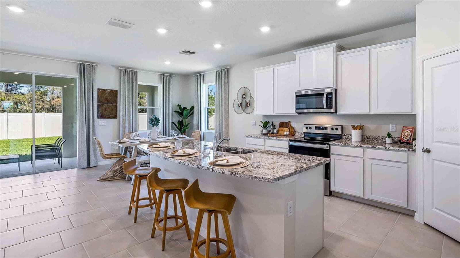Single Family Residence at 32434 OSPREY PEAK WAY, SAN ANTONIO, photo 6 of 12