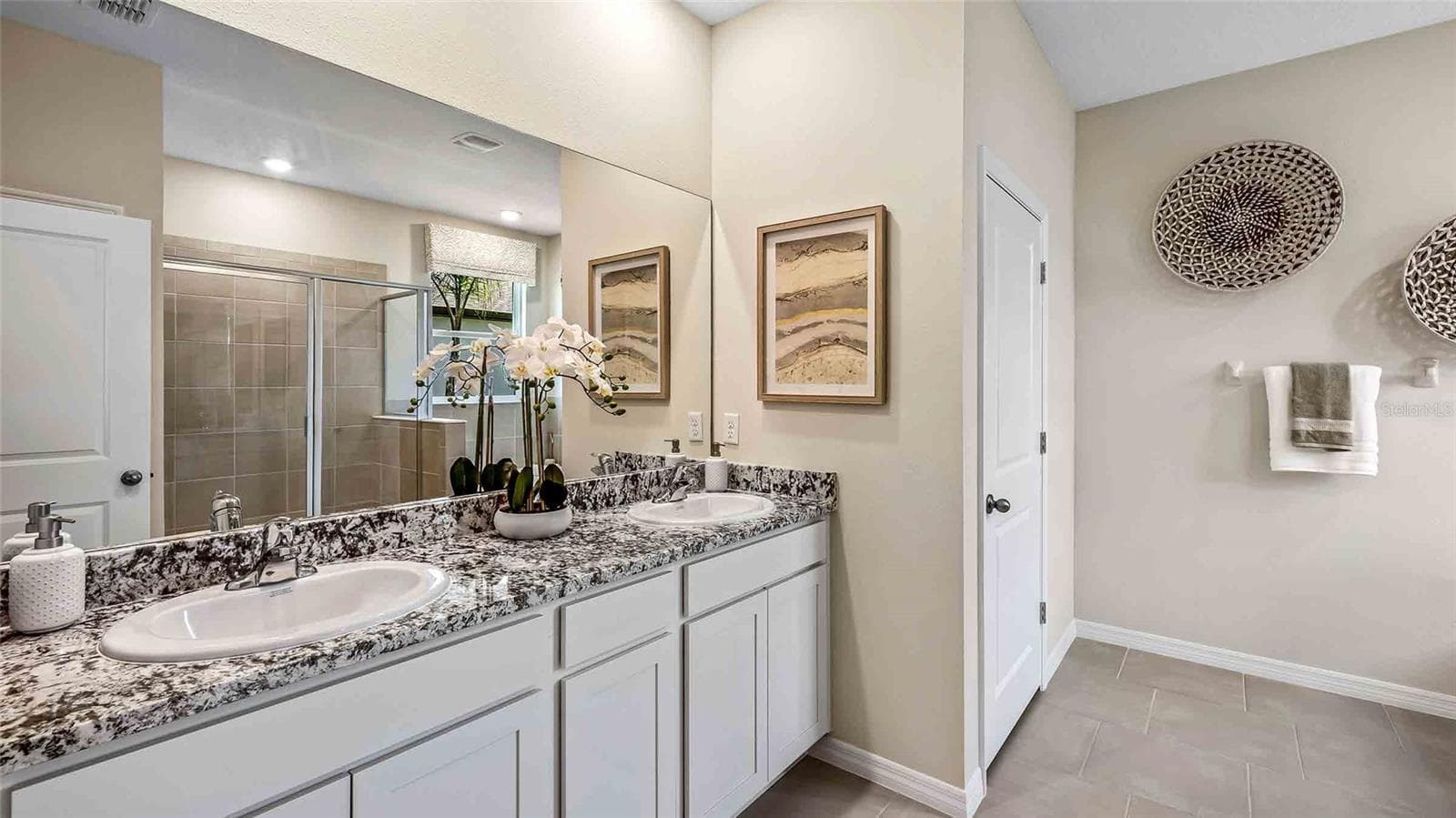 Single Family Residence at 32434 OSPREY PEAK WAY, SAN ANTONIO, photo 11 of 12