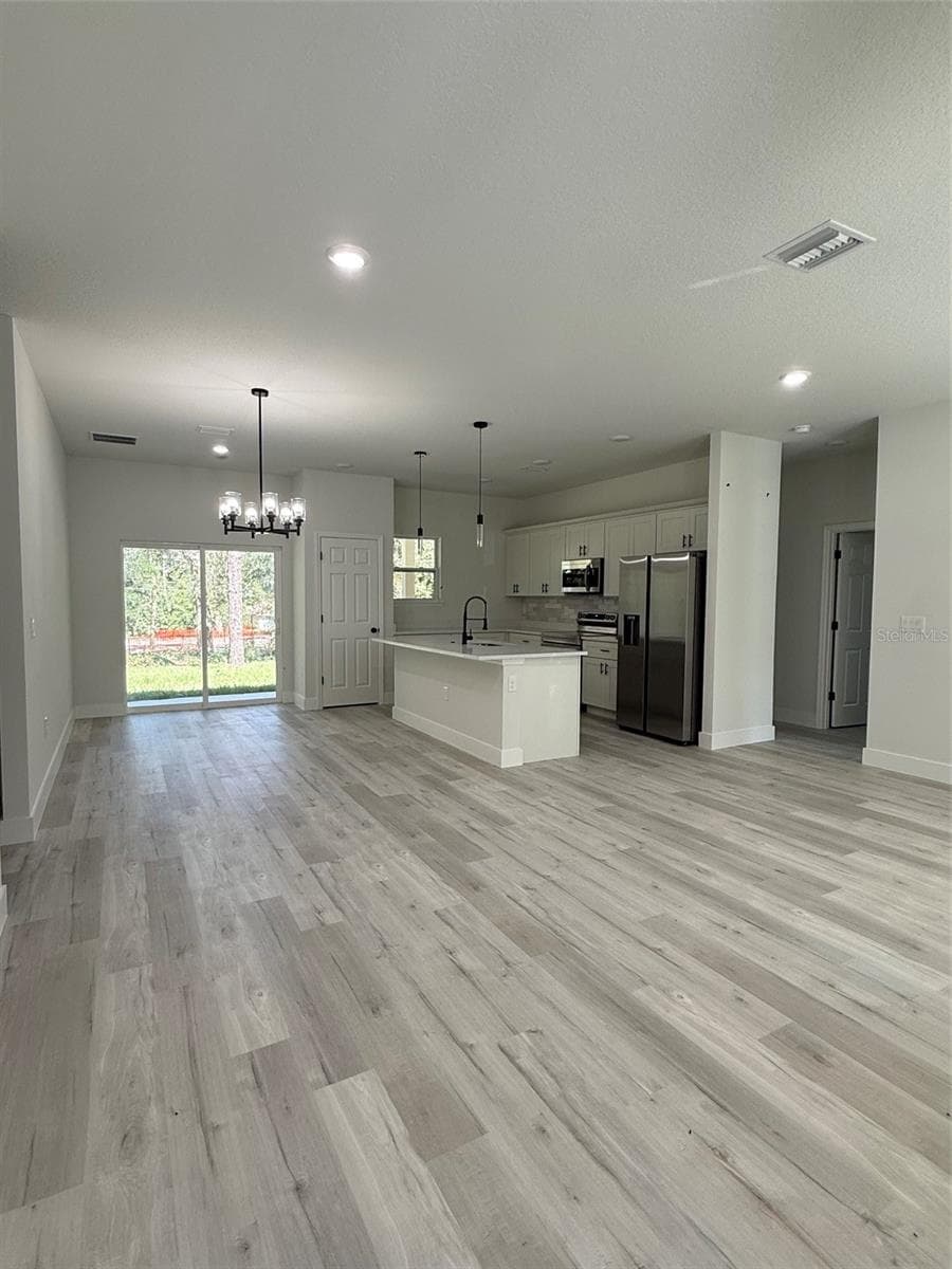 Single Family Residence at 19487 SAINT GEORGE DR, DUNNELLON, photo 5 of 43