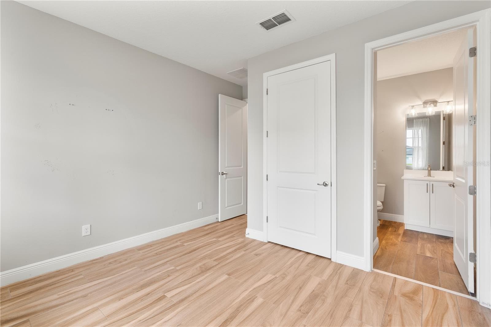 BEDROOM 2 - 2094 DERWENT DR, DAVENPORT