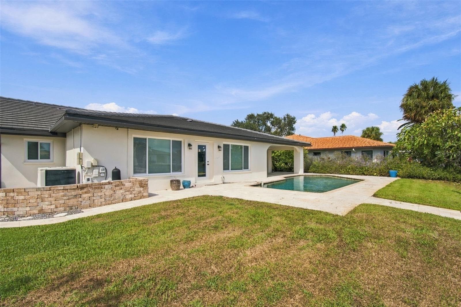 Single Family Residence at 2078 NE MONTANA AVE NE, ST PETERSBURG, photo 63 of 77