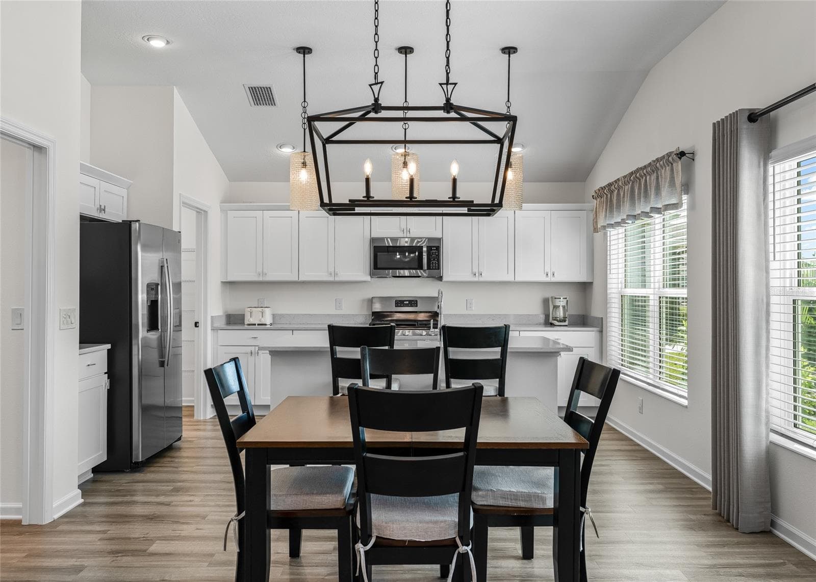 Single Family Residence at 1367 KIP CT, THE VILLAGES, photo 17 of 60