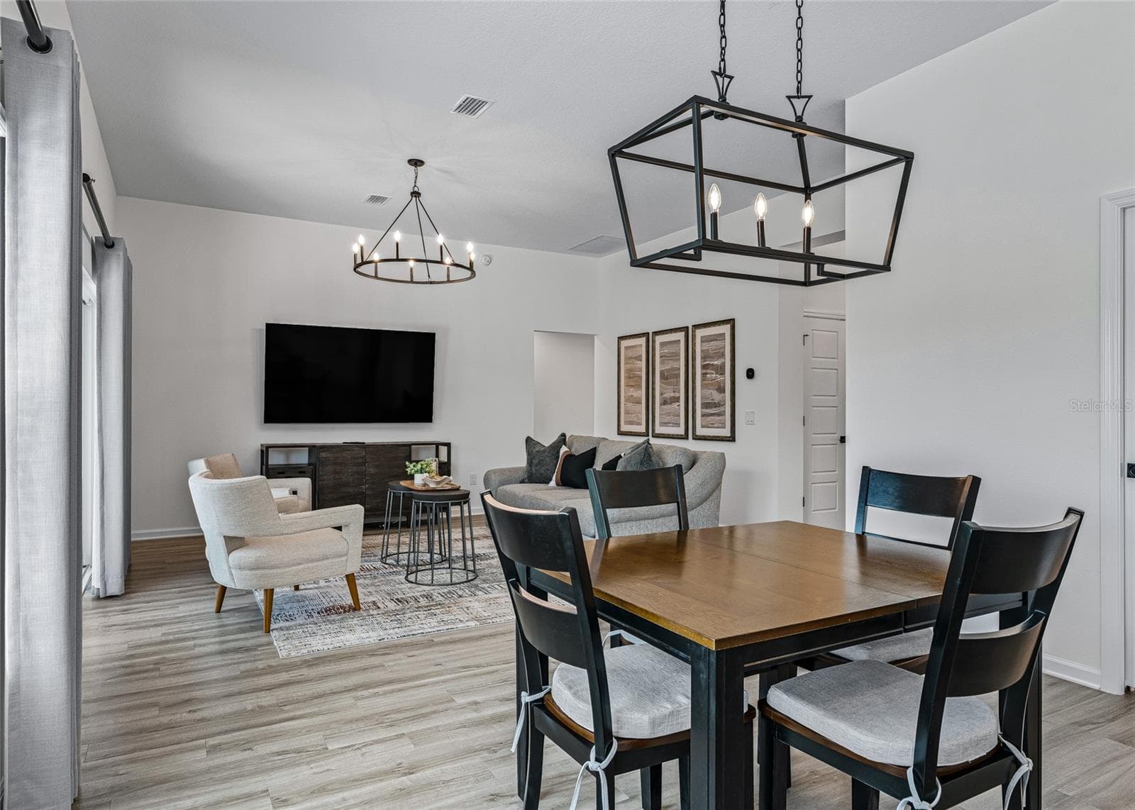 Single Family Residence at 1367 KIP CT, THE VILLAGES, photo 18 of 60
