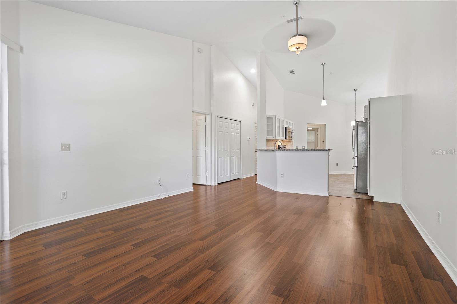 Living Area | Kitchen - 580 CRANES WAY #258, ALTAMONTE SPRINGS